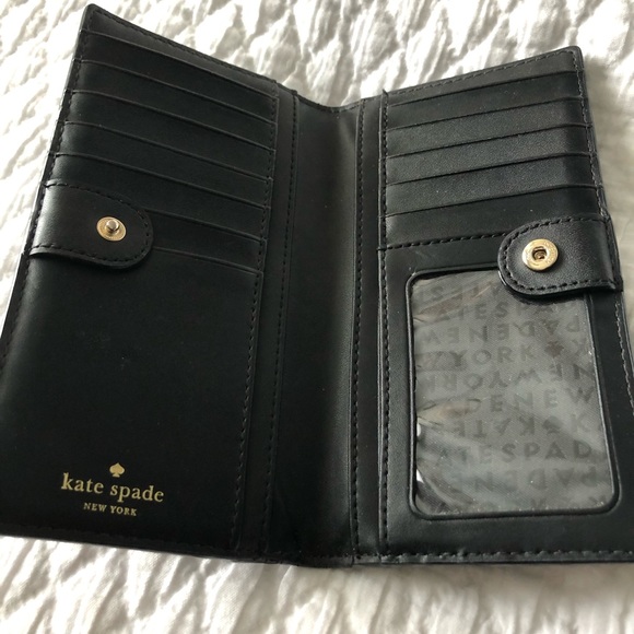 Kate Spade Wallet - Picture 2 of 3